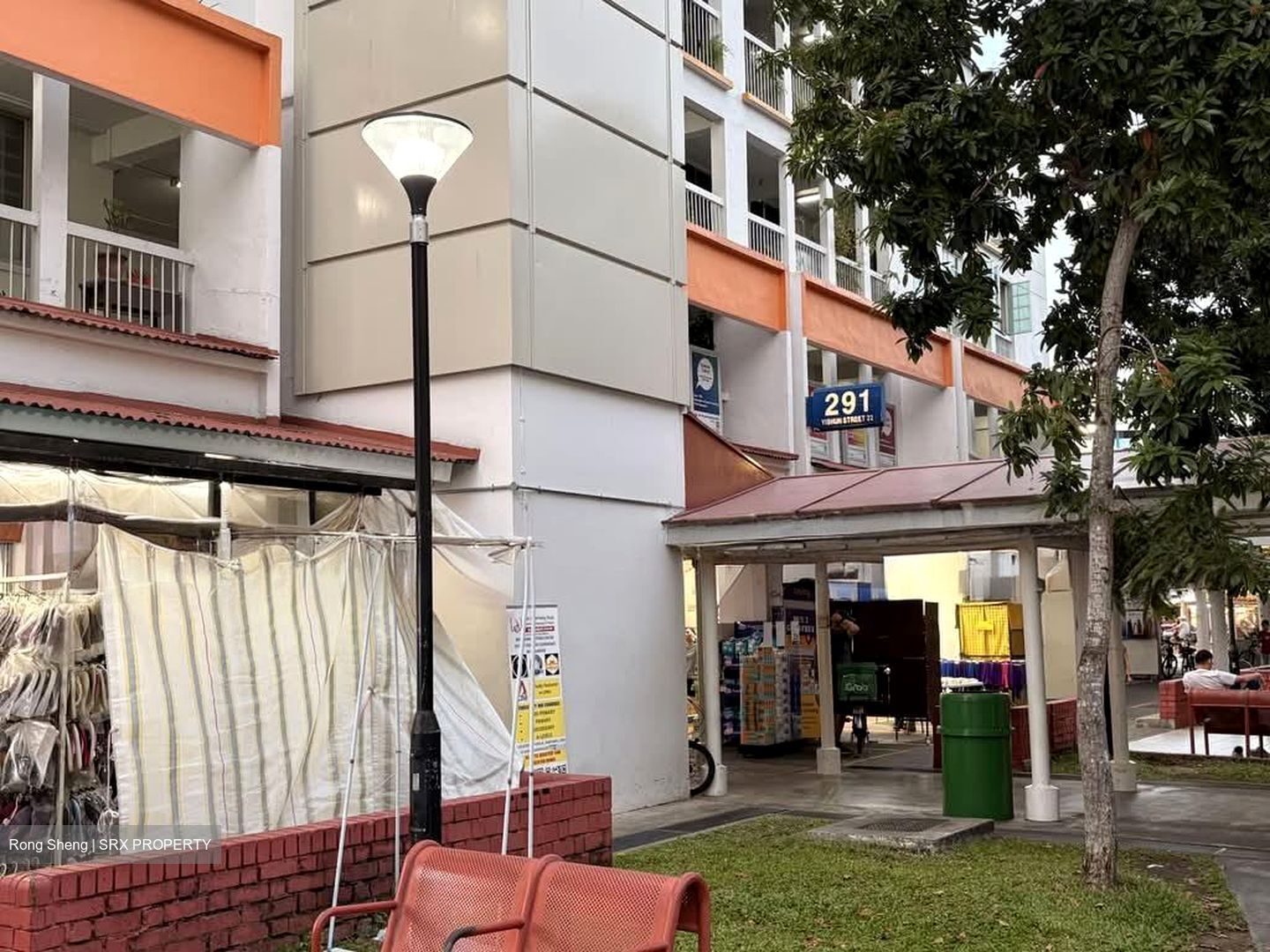 Yishun Street 22 (D27), Shop House #565576301